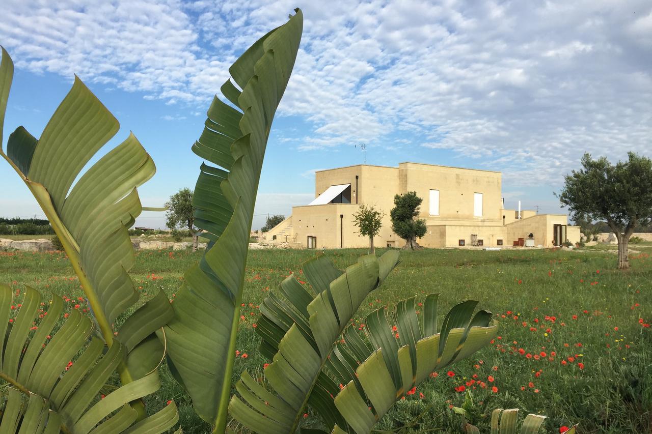 Masseria Gelsi Torre Chianca Exterior photo